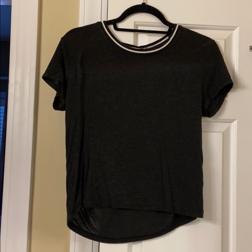 Brandy Melville tshirt